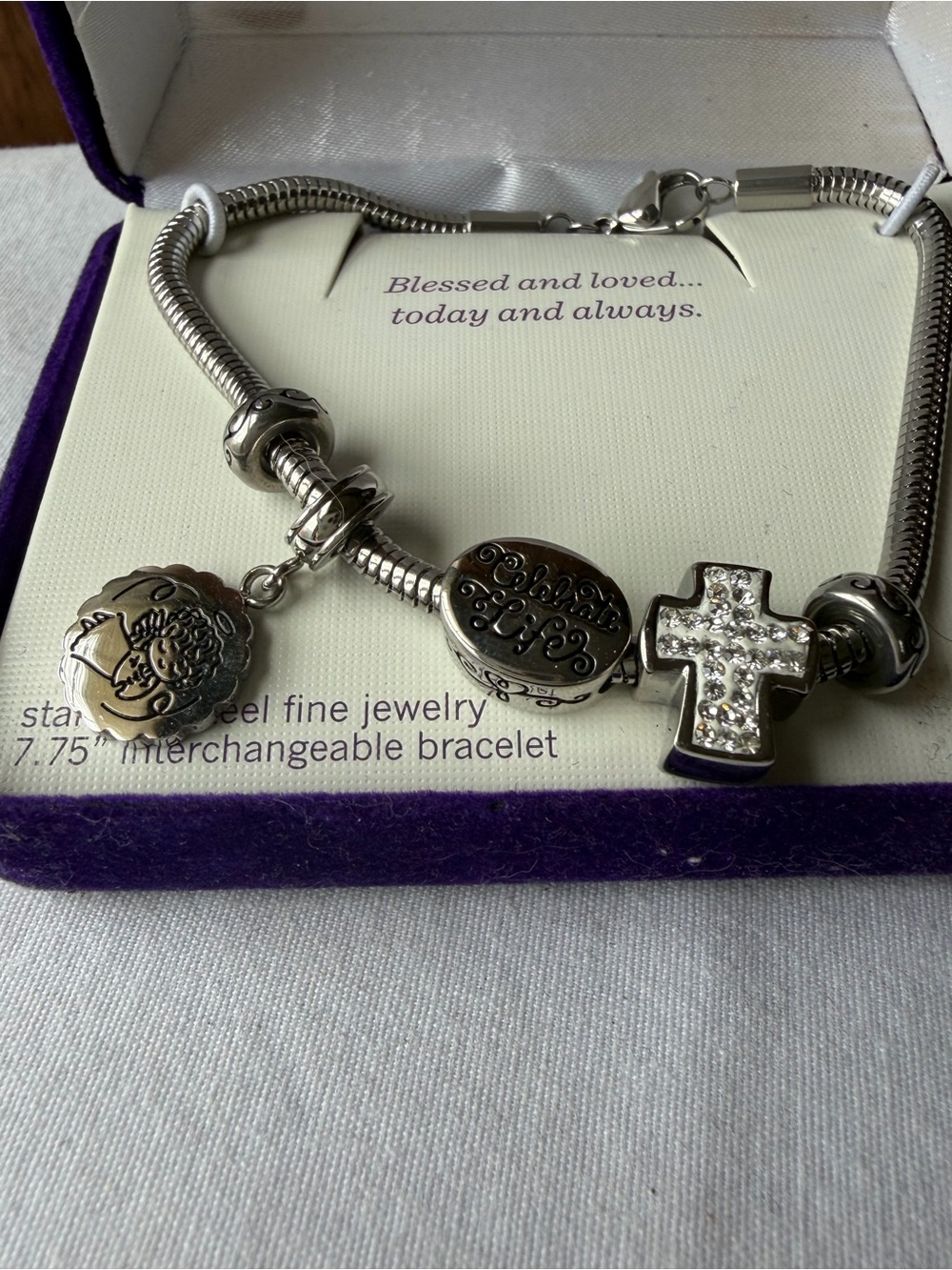 Hallmark Blessed Life Cross Charm Bracelet NIB Inspirational Christian Gift - Picture 2 of 7